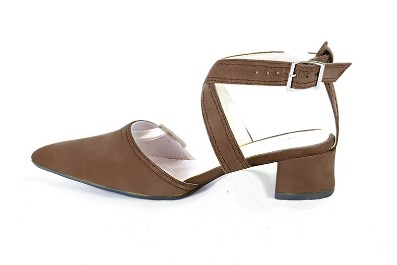 Chocolate brown women's open back shoes, with crossed straps. Tapered toe. Low flare heels. Profile view - Florence KOOIJMAN